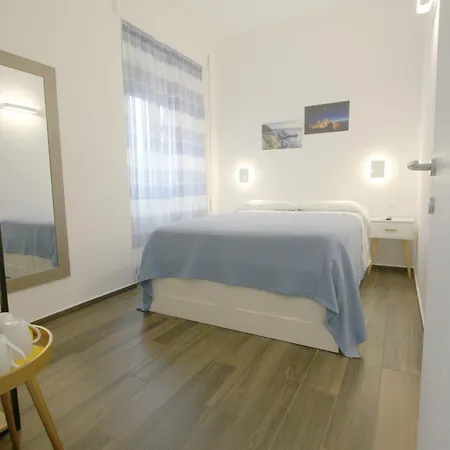 Barbj's لا سبيتسْيا